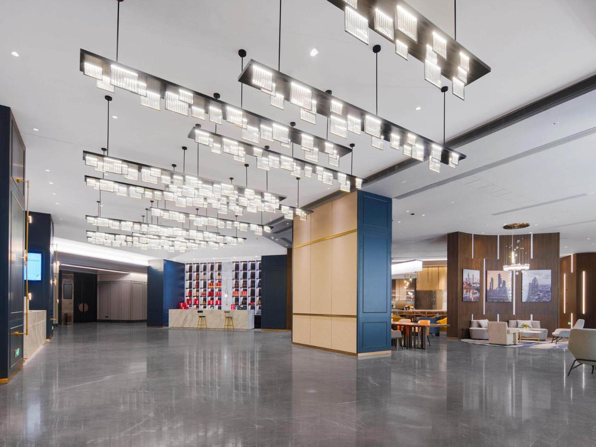Park Inn By Radisson Nanchong Yilong Star City Plaza Exterior foto